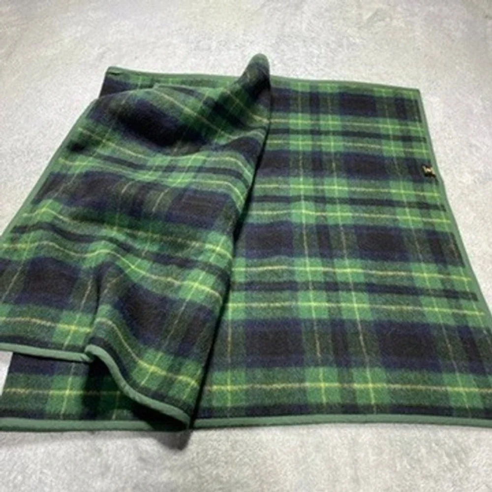 NorSari Wrap Skirt Medium Green Made in USA Wool Blend Heather Wearable Blanket